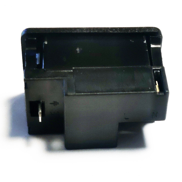 Panel-mounting IEC power module - with switch